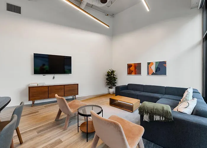 Envitae 4br Modern Sleek * Chicago